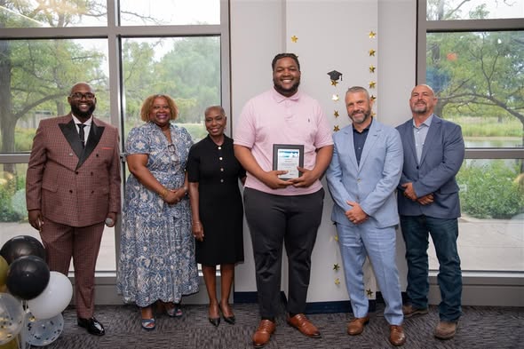 Congratulations to the graduates of the 13th Nicor Gas Career Academy cohort!